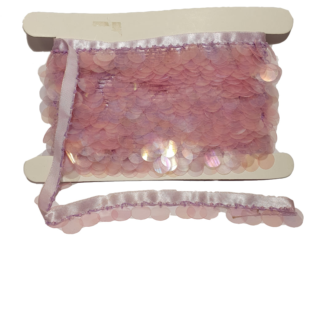 67SF468 Passamaneria con paillettes rosaFilato lurex per decorazioni a  contrasto su abbigliamento, e pelletteria di qualità tedesca. – Accessori  MelDiV passamanerie